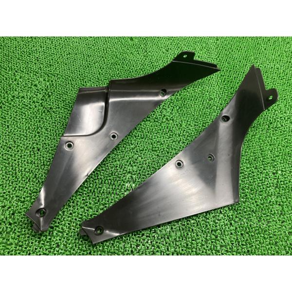ZXMT製YZF-R1 フロントインナーカウル 左右 社外 中古 バイク 部品 RN09 02-03...