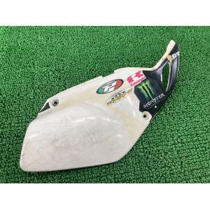 カワサキ（Kawasaki） ZX-25R タンデムシート 53066-0671 純正 中古