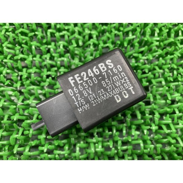 SR400 ウインカーリレー FE246BS ヤマハ 純正 中古 バイク 部品 RH01J コンディ...