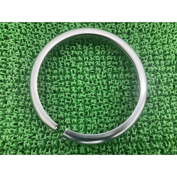 XL883N ヘッドライトリム ハーレー 純正 中古 バイク 部品 アイアン スポーツスター コンデ...