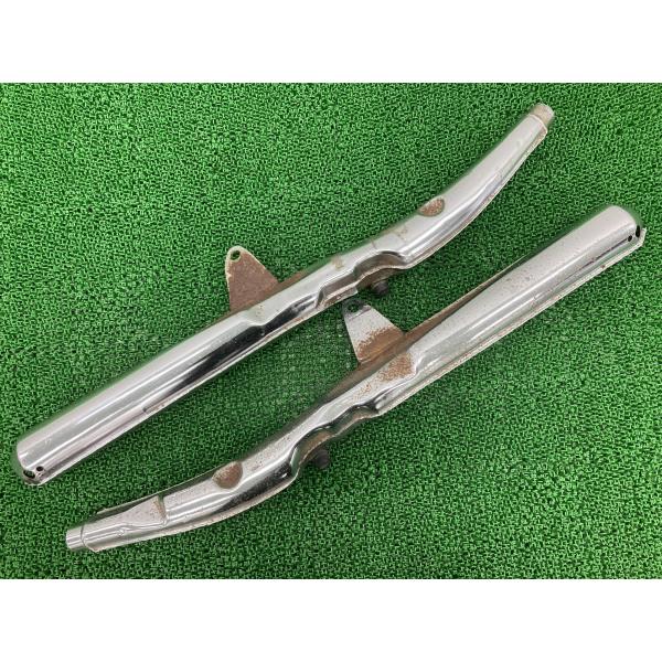 GT380 サイレンサーマフラー 下側 社外 中古 バイク 部品 修復素材やカスタム素材に 凹み無し...