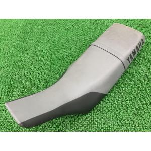 ヤマハ発動機 TW200 シート 灰/黒 2JX ヤマハ 純正 中古 バイク 部品