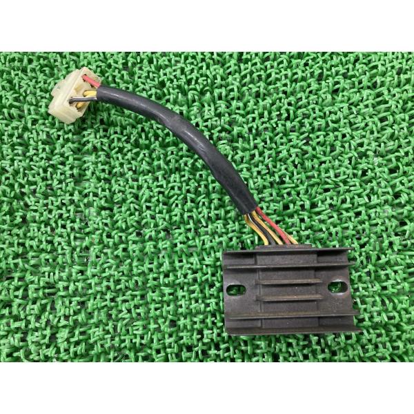 GSX400インパルス レギュレター スズキ 純正 中古 バイク 部品 レギュレータ レクチファイア...