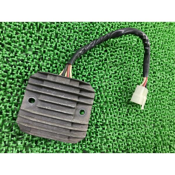 ZRX400 レギュレター カワサキ 純正 中古 バイク 部品 ZX400L レギュレーター レクチ...