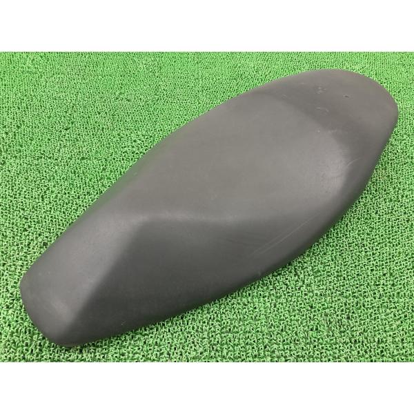 NMAX125 シート 2DP ヤマハ 純正 中古 バイク 部品 SE86J N-MAX 張り替えベ...
