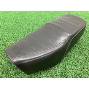 GN125 GN125H GN125-2F 三段シート 3段シート 座席 黒 タックロール 旧