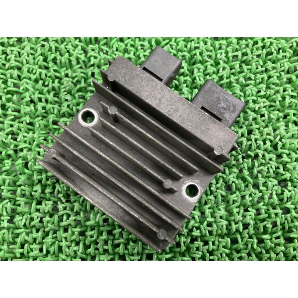 CB400SF レギュレター ホンダ 純正 中古 バイク 部品 NC42 Revo CB400SB ...