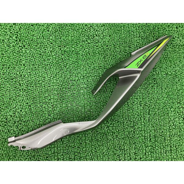 ZX-6R シートカウル 左 ガンM 36041-0051 カワサキ 純正 中古 バイク 部品 ZX...