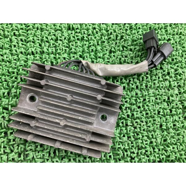 GSX-R1000 レギュレター スズキ 純正 中古 バイク 部品 B6121 RS41 70 41...