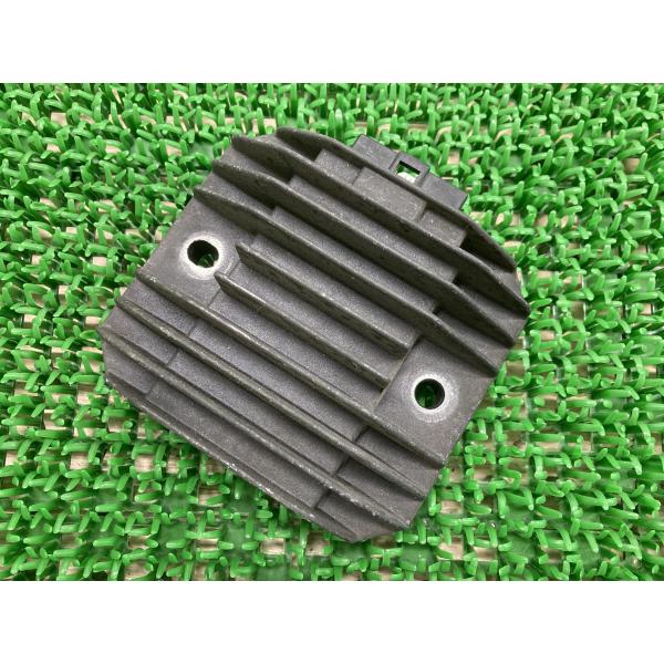 ゼファー750 レギュレター カワサキ 純正 中古 バイク 部品 レギュレーター レクチファイアー ...