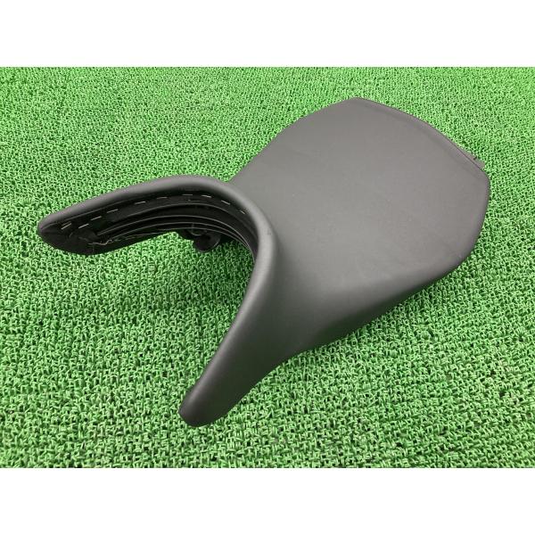 R1200R シート 5253 8 550 755 BMW 純正 中古 バイク 部品 ドライバーズシ...