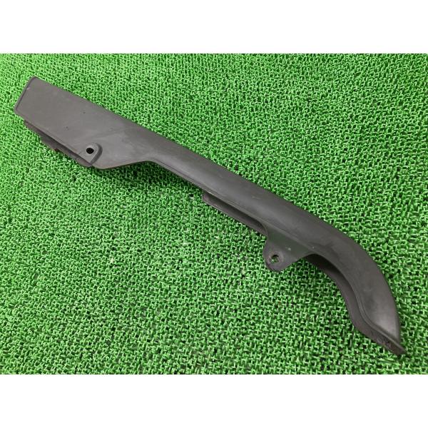 GSX400Eカタナ チェーンカバー GK53CD104*** スズキ 純正 中古 バイク 部品 1...