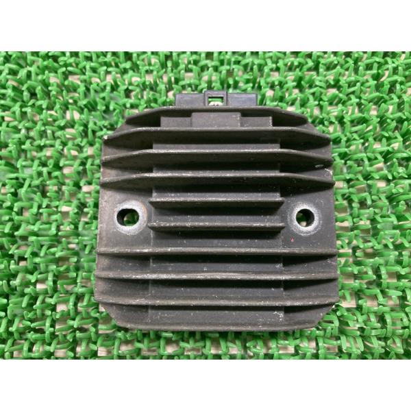 ZXR400 レギュレター カワサキ 純正 中古 バイク 部品 レギュレーター レクチファイアー ゼ...