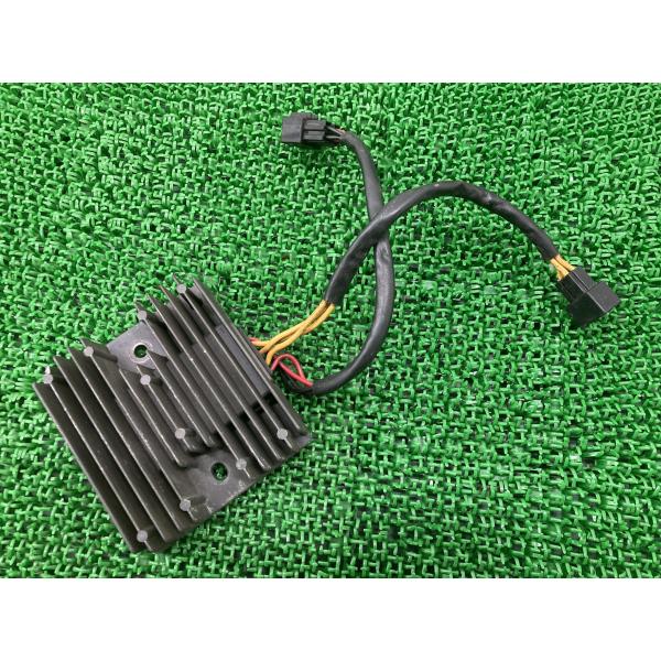 デイトナ675R レギュレター トライアンフ(TRIUMPH) 純正 中古 トライアンフ レギュレー...