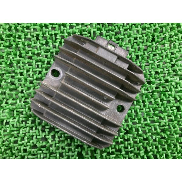 ZXR400 レギュレター カワサキ 純正 中古 バイク 部品 レギュレーター レクチファイアー ゼ...