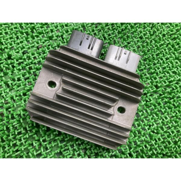 ZX-10R レギュレター カワサキ 純正 中古 バイク 部品 ZXT00F RX45 05 機能的...