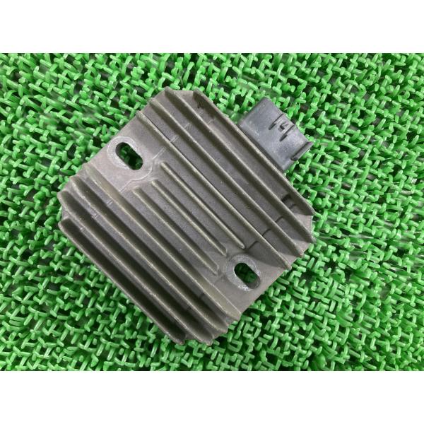 スカイウェイブ250S レギュレター スズキ 純正 中古 バイク 部品 RS45 04 CJ43A ...