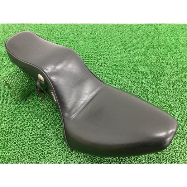 ラペラ製ソフテイル シート 社外 中古 バイク 部品 ハーレー エボ LN-020 84-99 チョ...