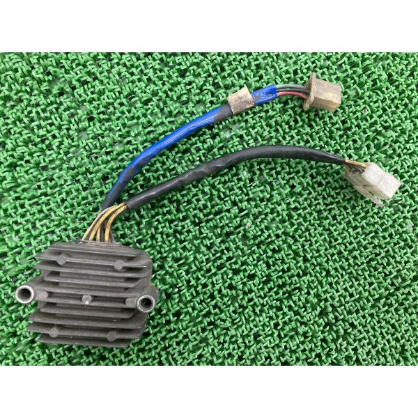 CB750F レギュレター ホンダ 純正 中古 バイク 部品 RC04 CB750K レギュレーター...