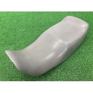 カワサキ（Kawasaki） W800 タンク 濃緑M 純正 中古 バイク 部品