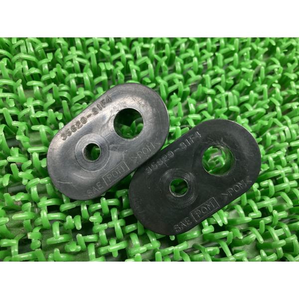 バンディット1250F ウインカープレート 左右 31F4 JS1GW72BXB2100*** スズ...