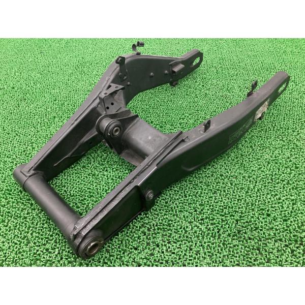 ZX-25R スイングアーム カワサキ 純正 中古 バイク 部品 ZX250E ZX25R 曲がり無...