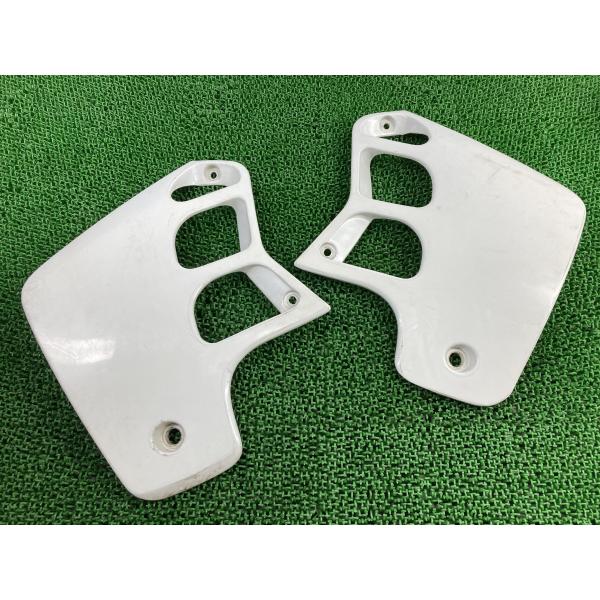 CRM250R シュラウド 左右 白 KS7 ホンダ 純正 中古 バイク 部品 MD24 ペイント素...