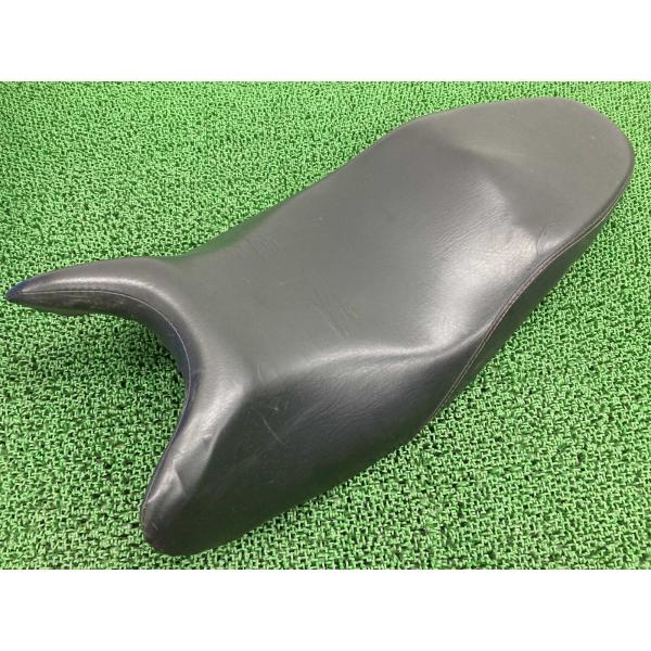 ジクサー150 シート 34J0 スズキ 純正 中古 バイク 部品 NG4BG GIXXER 修復素...
