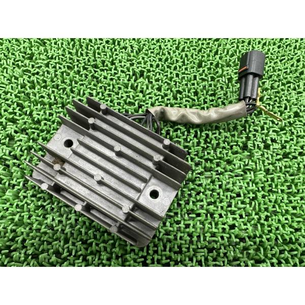 GSX-R1000 レギュレター スズキ 純正 中古 バイク 部品 B6121 RS41 70 41...