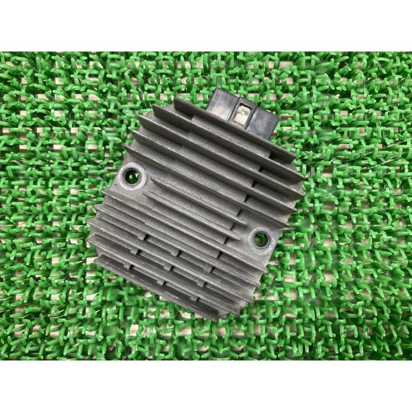 ゼファー750 レギュレター カワサキ 純正 中古 バイク 部品 ZR750C レギュレーター レク...