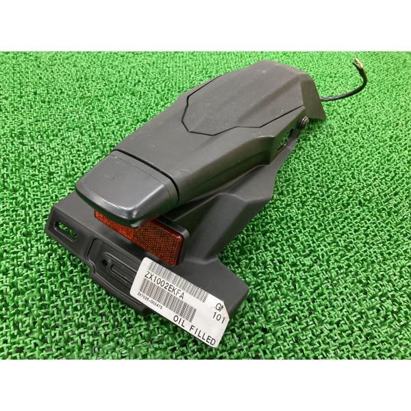 ZX-10R リアフェンダー 35019-0667 カワサキ 純正 中古 バイク 部品 ZX1002...