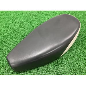 カワサキ（Kawasaki） W650 シート 純正 中古 バイク 部品 EJ650A 後期