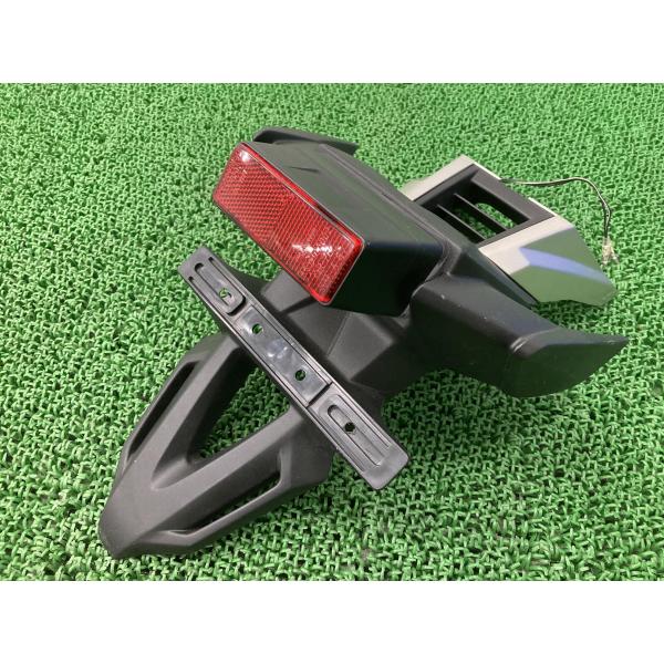 GSX-R1000 リアフェンダー 47H スズキ 純正 中古 バイク 部品 GT78A リフレクタ...
