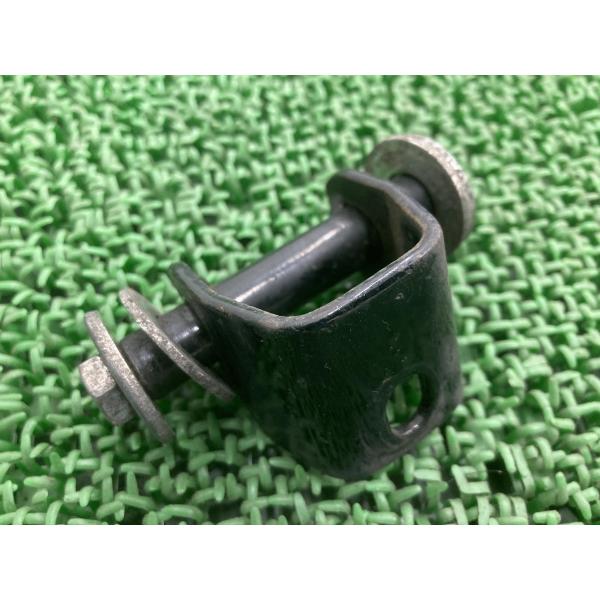 FLSTC1340 フューエルタンクマウンティングブラケット 上 ハーレー 純正 中古 ヘリテイジソ...