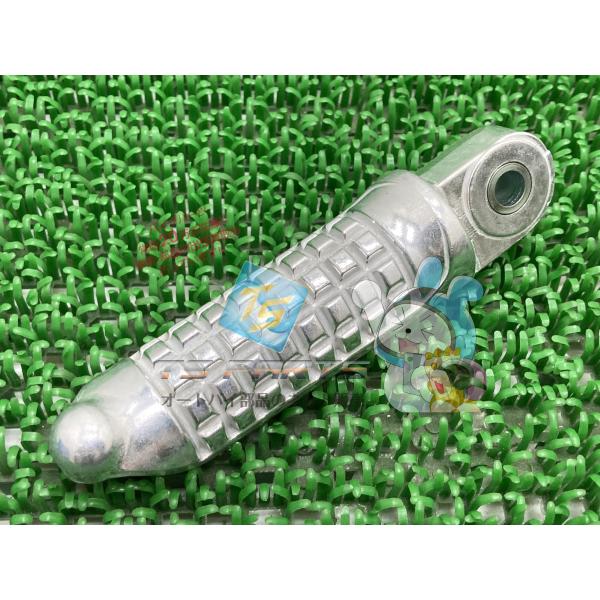 バンディット250 ピリオンフットレストバー スズキ 純正 新品 バイク 部品 ステップペグ Ban...