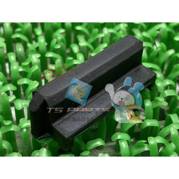 ブロンコ サイドカバーダンパー 在庫有 即納 ヤマハ 純正 新品 バイク 部品 ポッケ RD250 ...