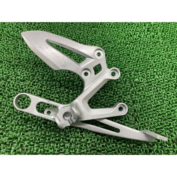 GSX-S1000F ステップ 右 21711 スズキ 純正 中古 バイク 部品 GT79A ブレー...