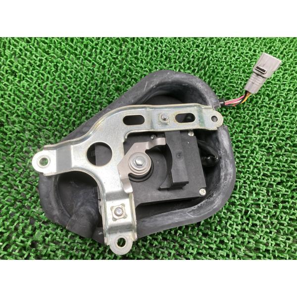 GSX-R1000 排気バルブモーター 33970-47H01 スズキ 純正 中古 バイク 部品 2...