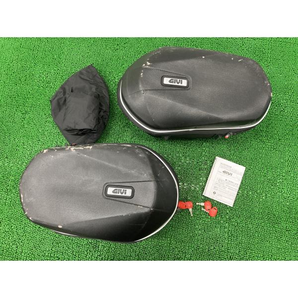GIVI製 サイドバッグ 左右 黒 社外 中古 バイク 部品 ジビ サイドケース 3D600 修復素...