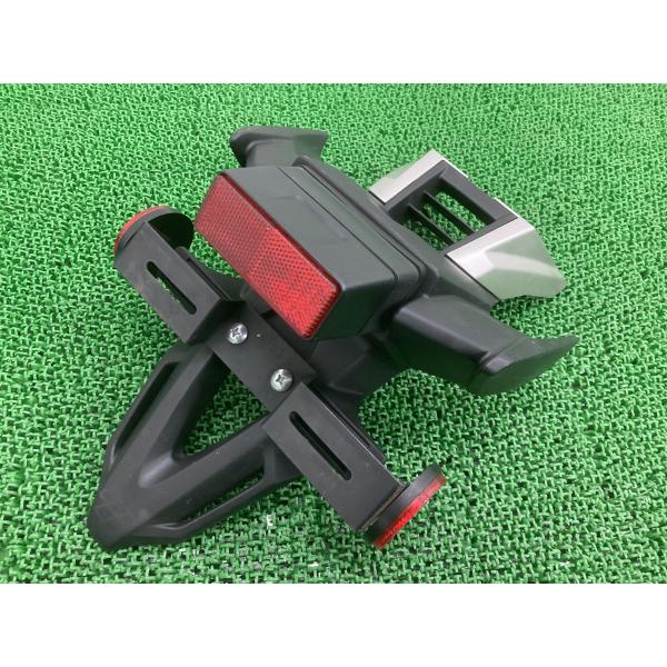 GSX-R1000 リアフェンダー 47H スズキ 純正 中古 バイク 部品 GT78A リフレクタ...