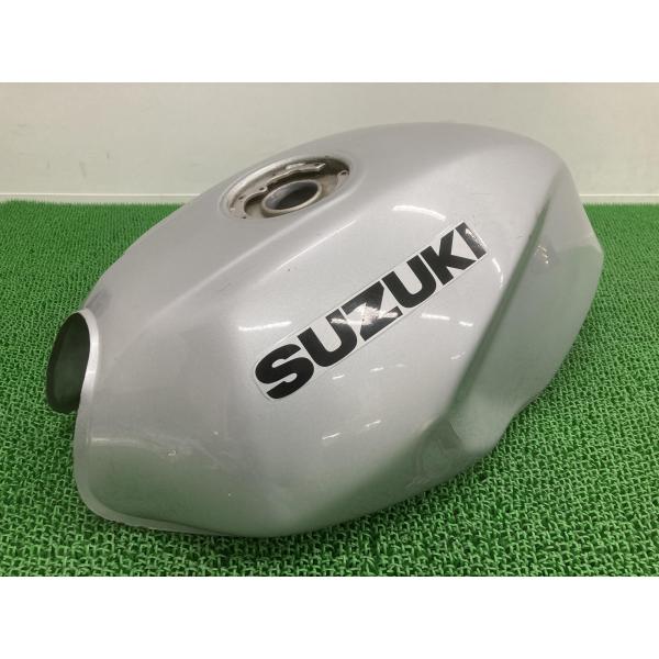 GSX250FX タンク 銀 ZR250C-000*** スズキ 純正 中古 バイク 部品 ZR25...