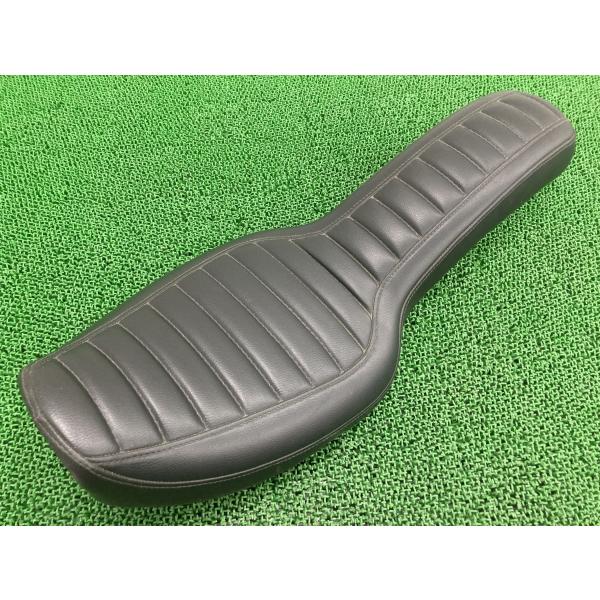 イージーライダース製FXD シート 社外 中古 バイク 部品 ハーレー ダイナ 96年〜05年 ナイ...