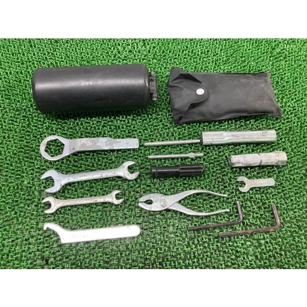 250TR ツールボックス 32099-1184/32099-1185 カワサキ 純正 中古 BJ2...