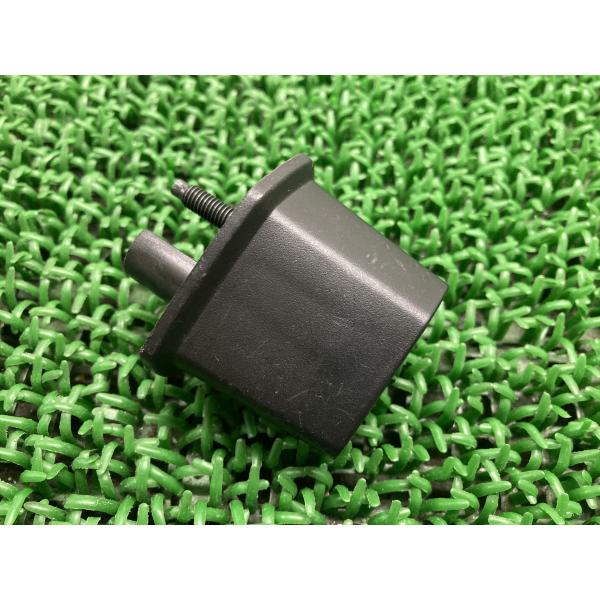 GSX-R1000 ウインカーステー 片側 スズキ 純正 中古 バイク 部品 GT74A K1 K2...