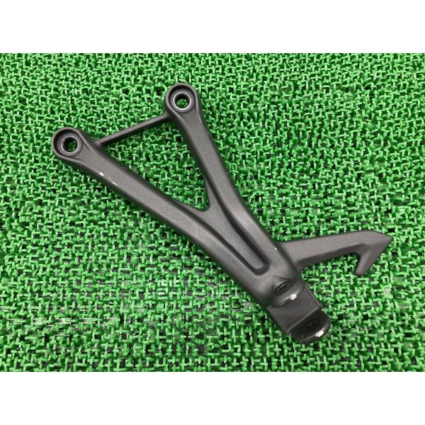 ZX-25R タンデムステップホルダー 左 SKT カワサキ 純正 中古 バイク 部品 ZX250E...