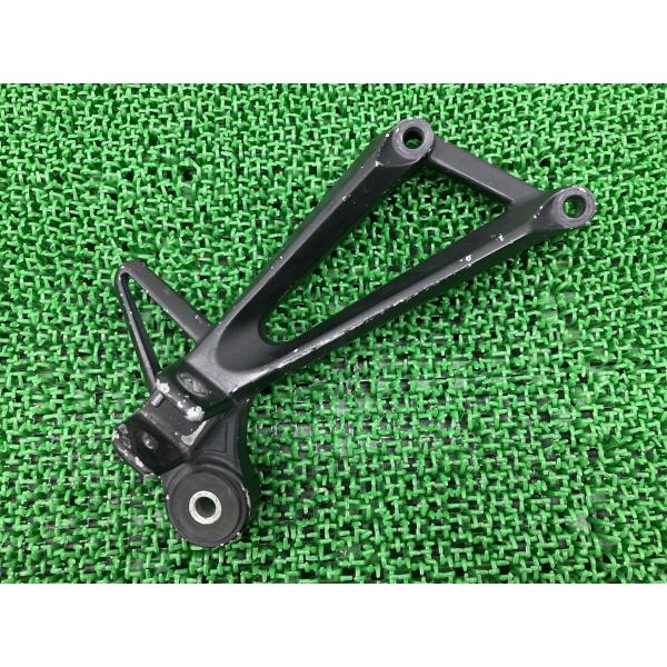 YZF-R25 タンデムステップホルダー 右 1WD ヤマハ 純正 中古 バイク 部品 RG10J ...