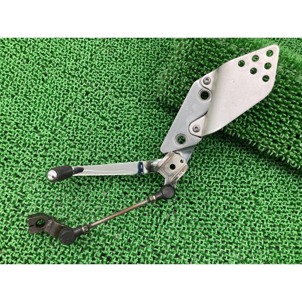 ZRX1200R ステップホルダー 左 35011-1819 ZRT20A カワサキ 純正 中古 バ...