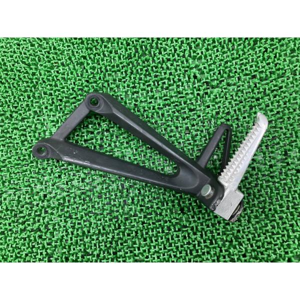 YZF-R25 タンデムステップ 左 1WD ヤマハ 純正 中古 バイク 部品 RG10J RG43...