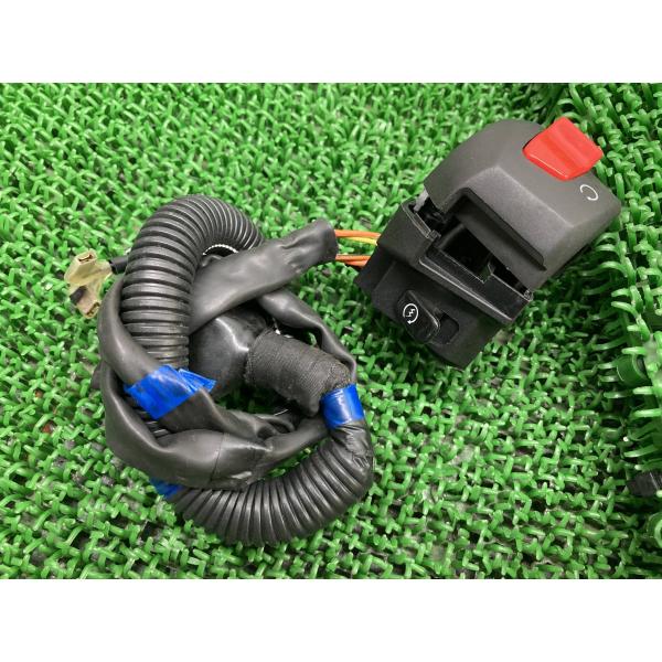 GSX-R125 ハンドルスイッチ 右 スズキ 純正 中古 バイク 部品 DL33B GSXR125...