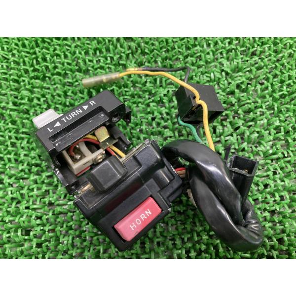 R1-Z ハンドルスイッチ 左 YHA229 ヤマハ 純正 中古 バイク 部品 3XC 当時物 スイ...